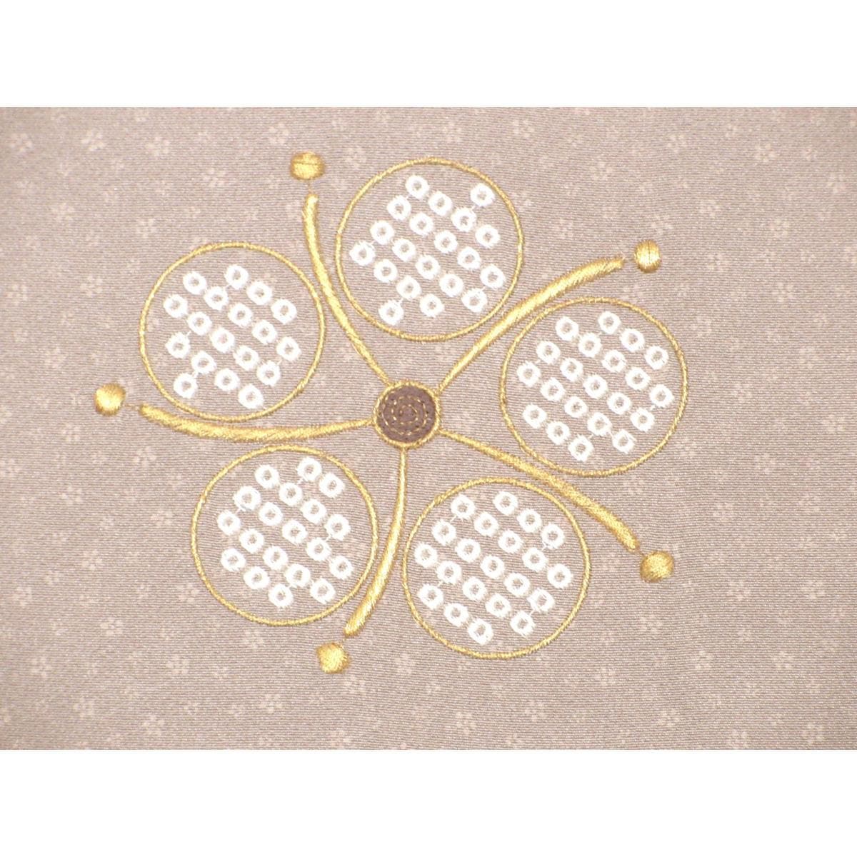 袋帯　刺繍入り