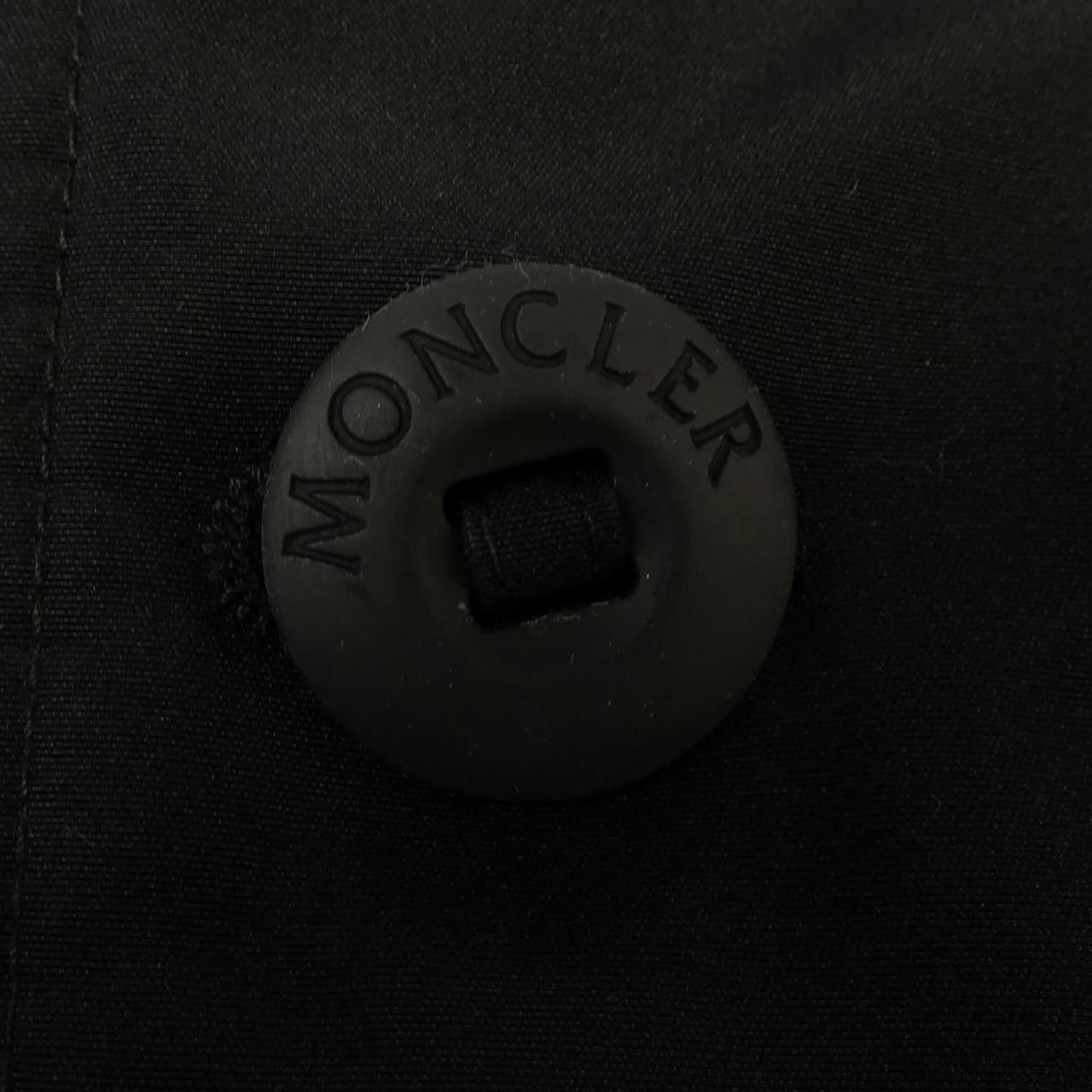 モンクレール MONCLER ダウンコート