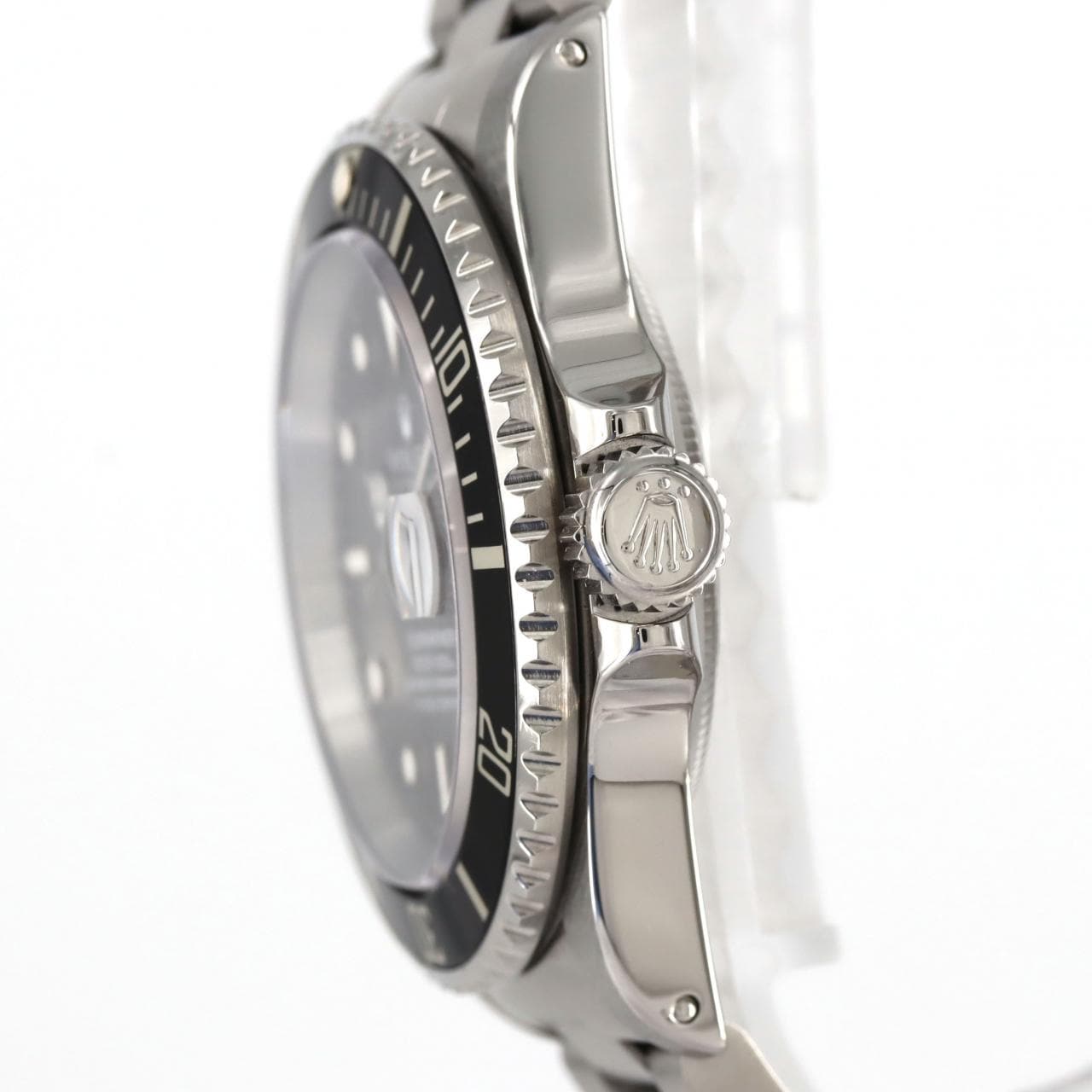 ROLEX潜航者型日期显示 16610. SS自动上弦E