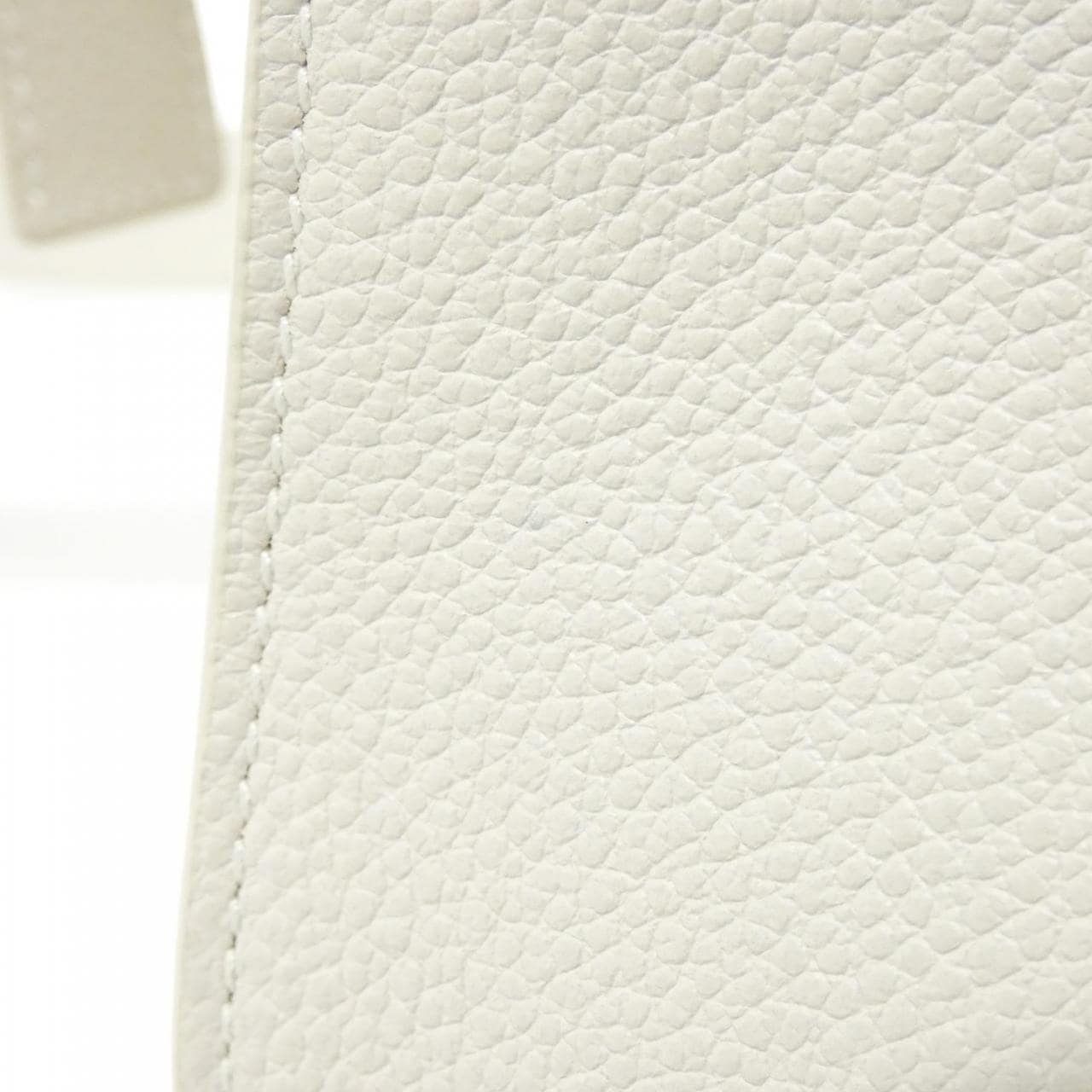 サンローラン ベイビー トート ダウンタウン 635346 B680W バッグ