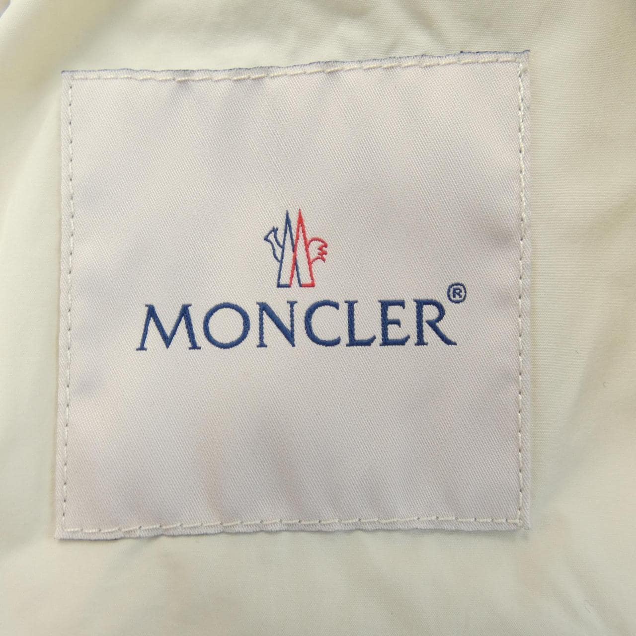 MONCLER蒙克勒羽绒服