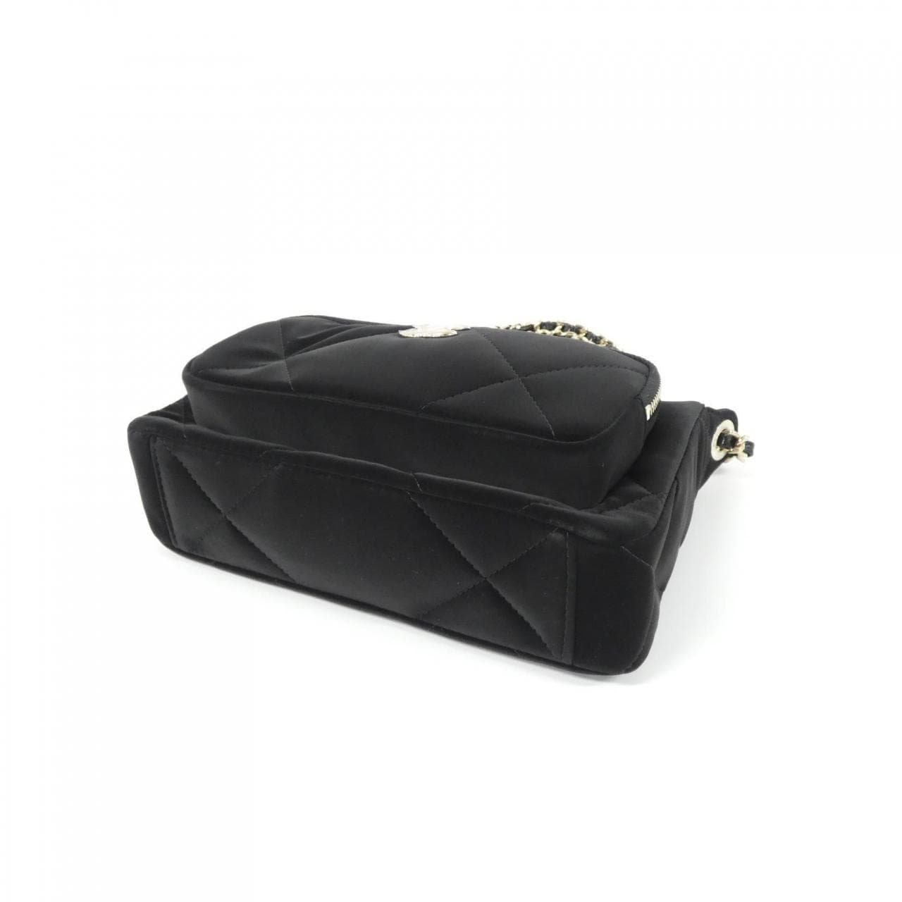 【未使用品】シャネル AP4771 チェーンクラッチ