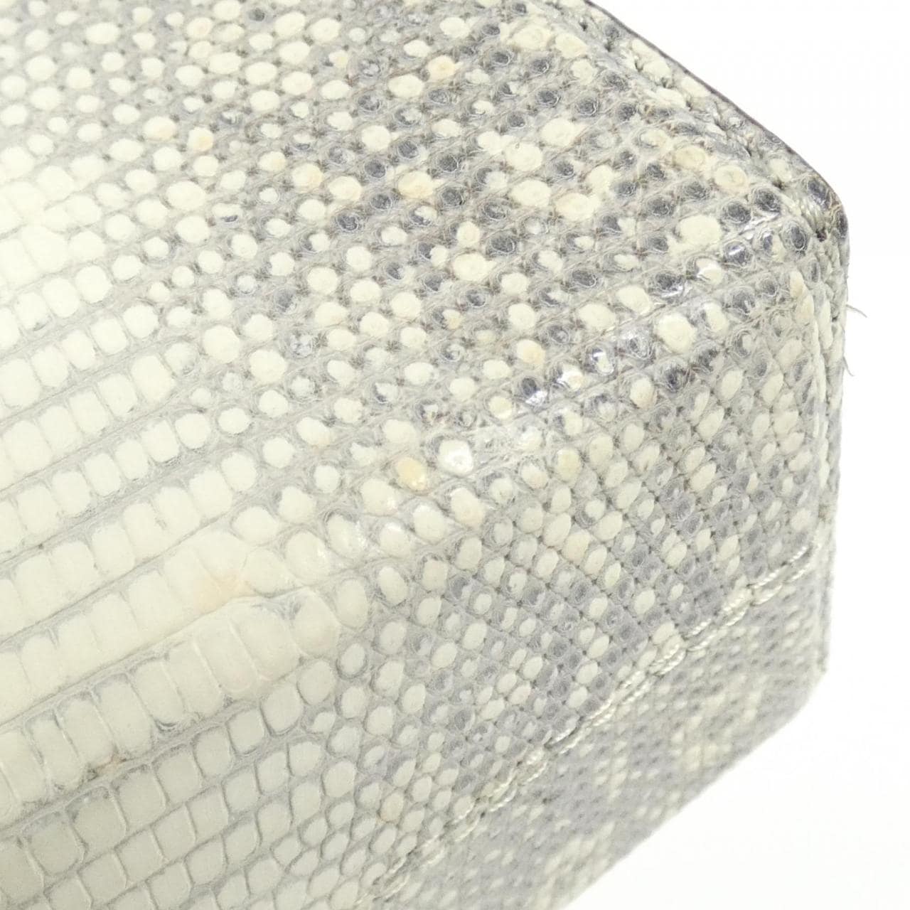 フェンディ バゲット ソフト トランク 7VA565 ARMK バッグ