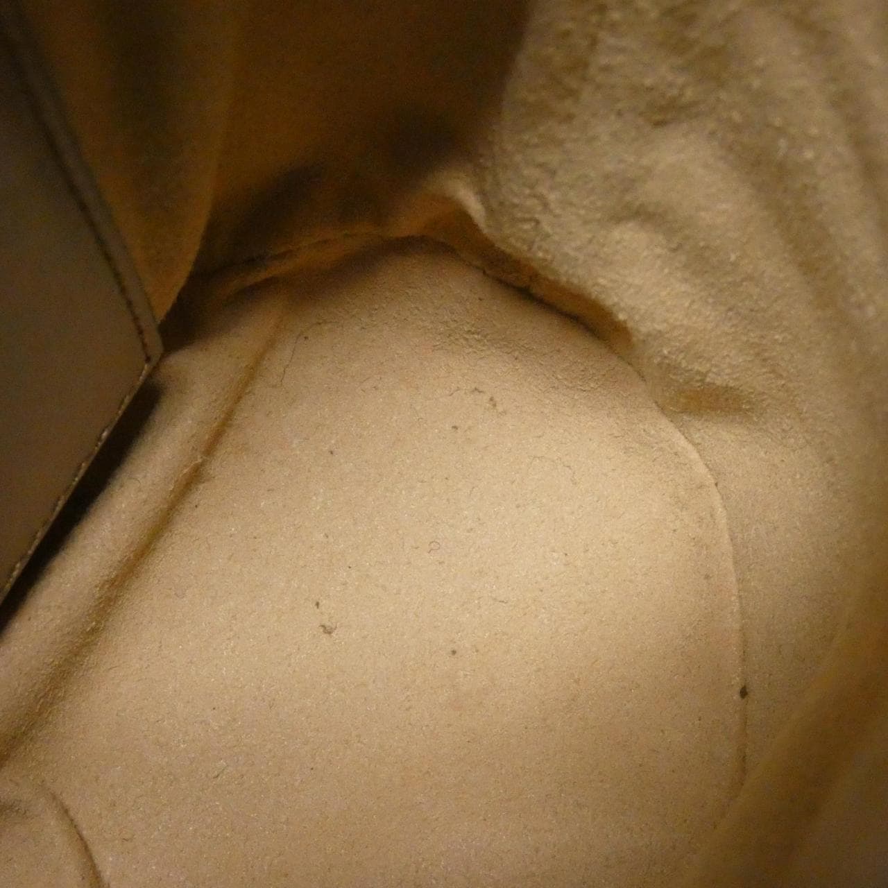 グッチ GG MARMONT 575163 DTDRT ショルダーバッグ