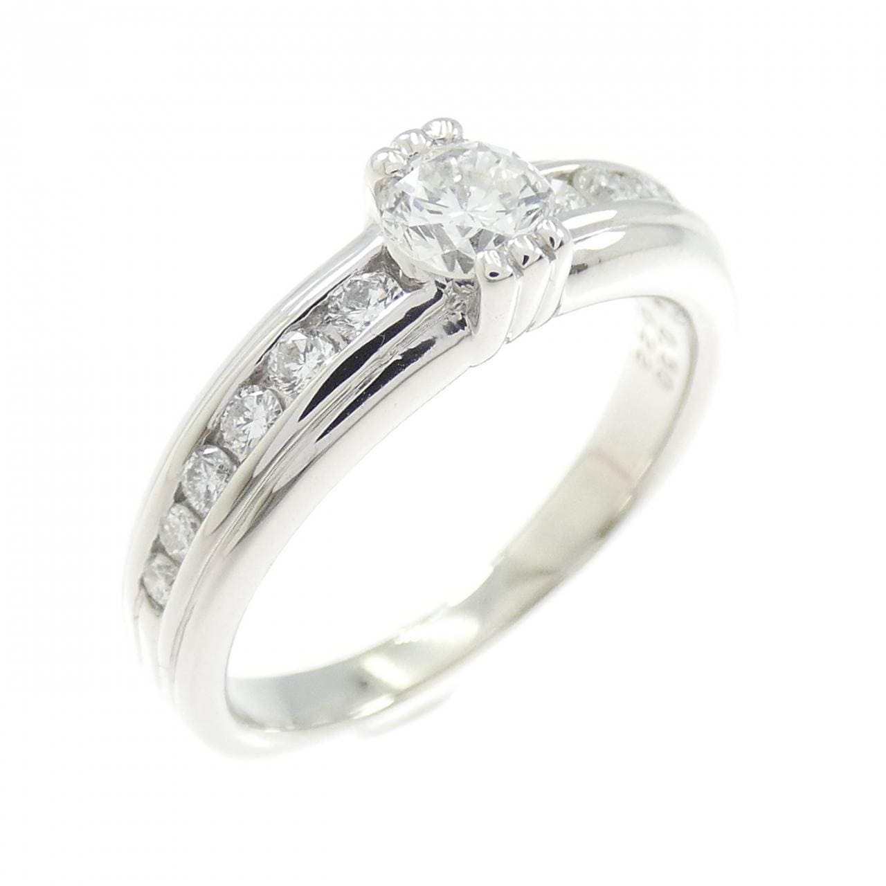 PT900 ダイヤモンド リング 0.30CT