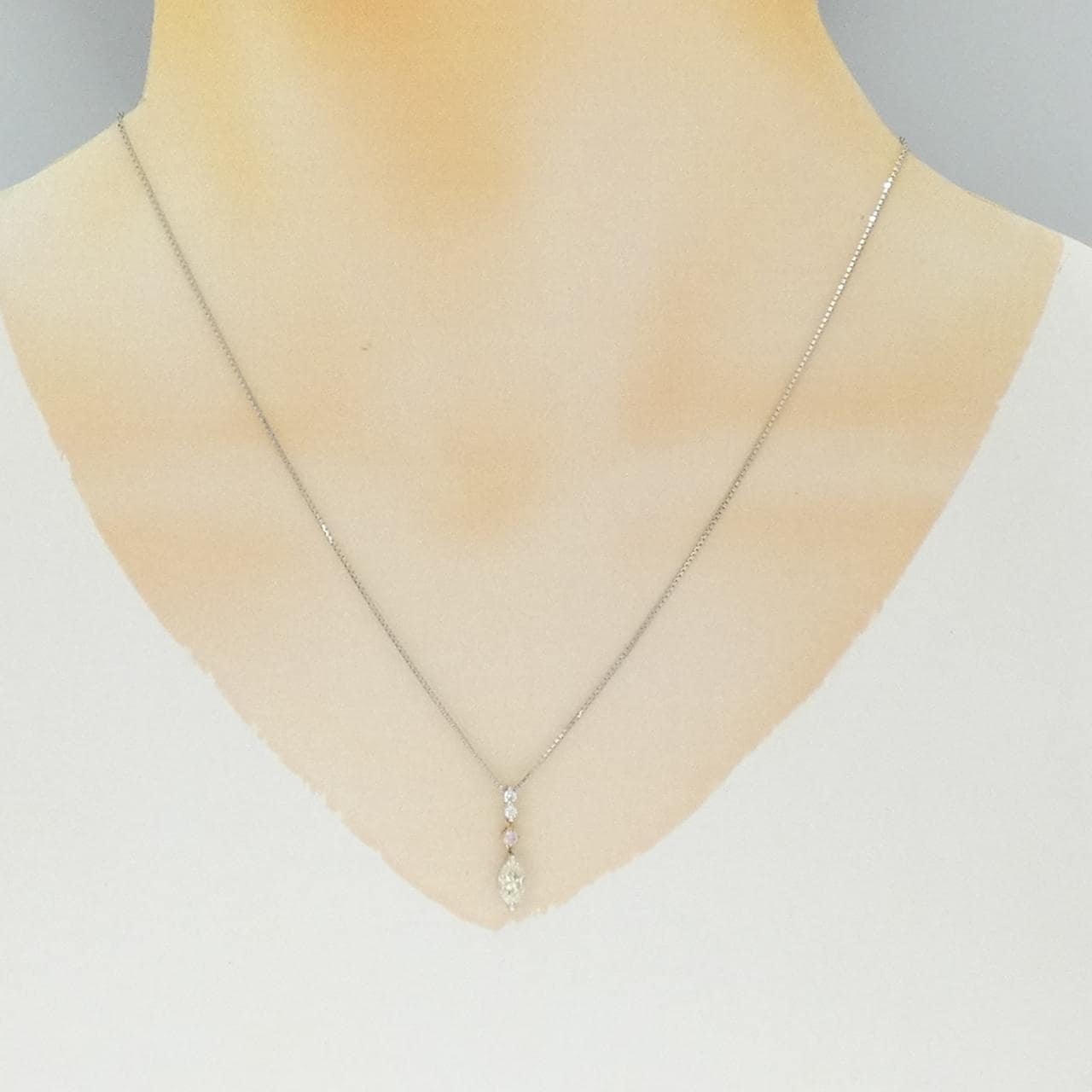 PT900/K18PG/PT850 ダイヤモンド ネックレス 0.526CT