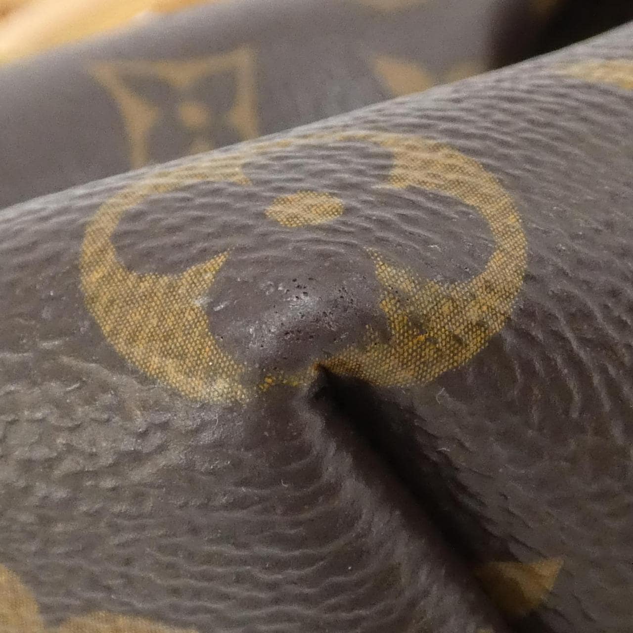 LOUIS VUITTON Monogram Turen PM M48813 包