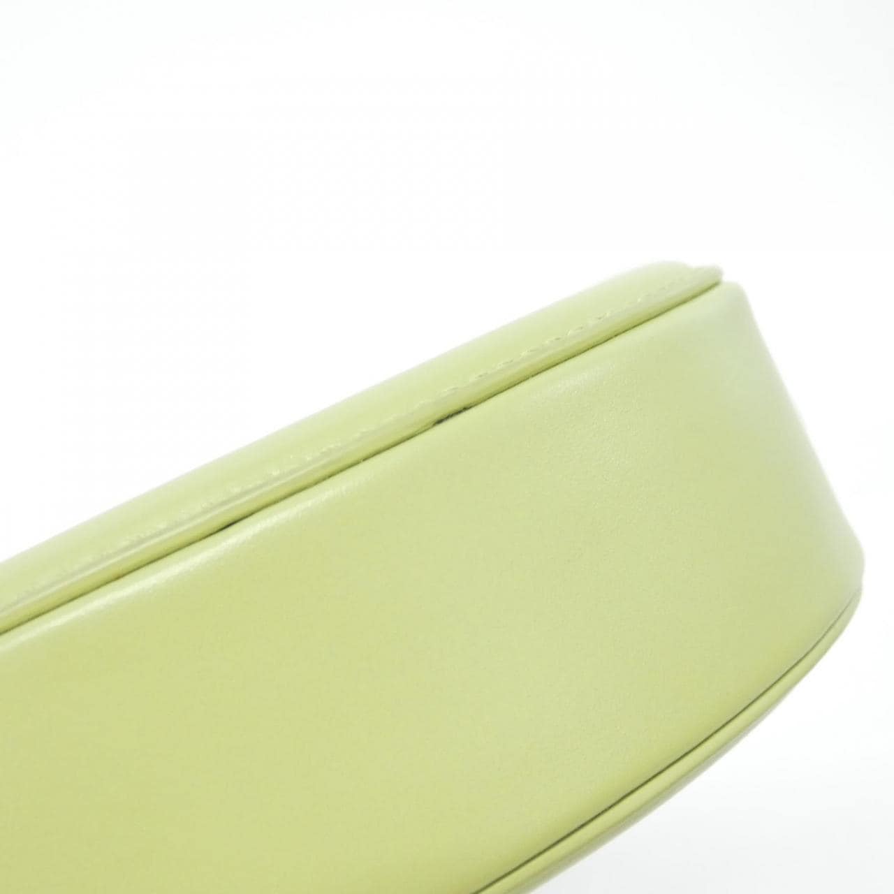 セリーヌ クロス ボディ オーバル パース 10I703DPQ ショルダーバッグ