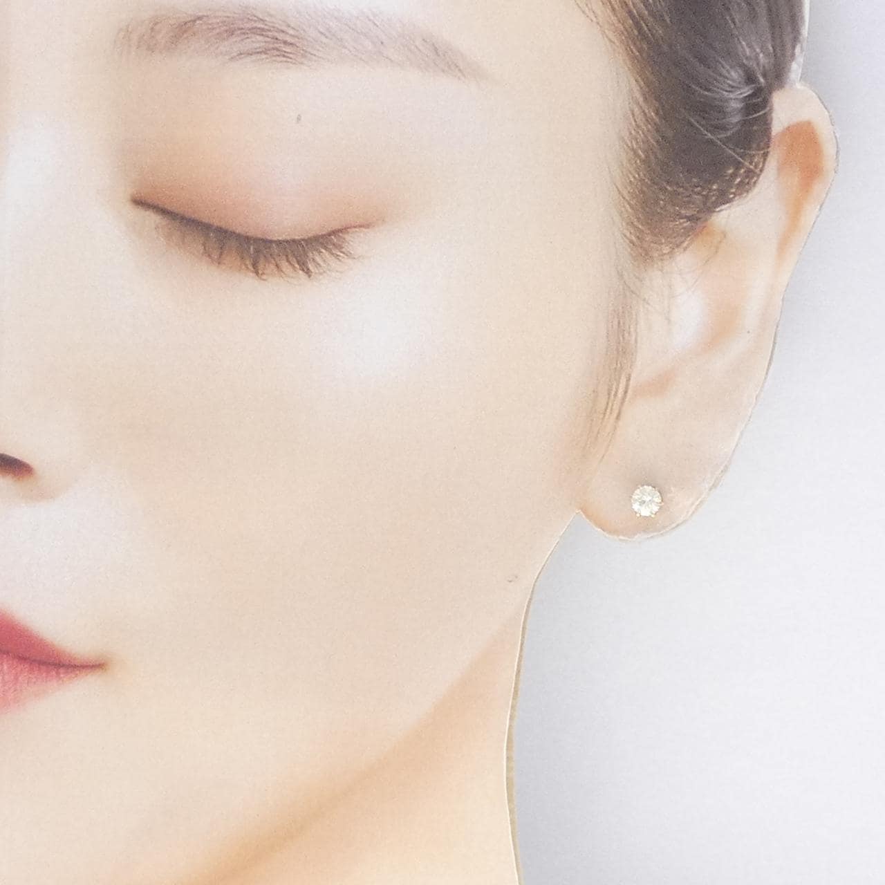 K18YG ソリティア ダイヤモンド ピアス 0.62CT