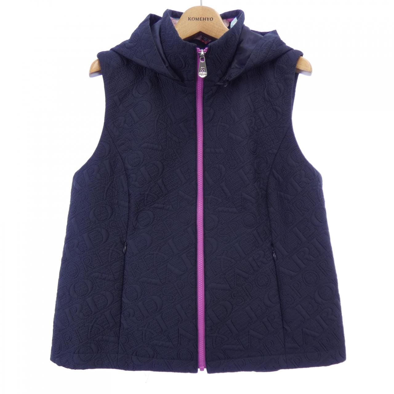 レオナールスポーツ LEONARD SPORT 0561561 ベスト