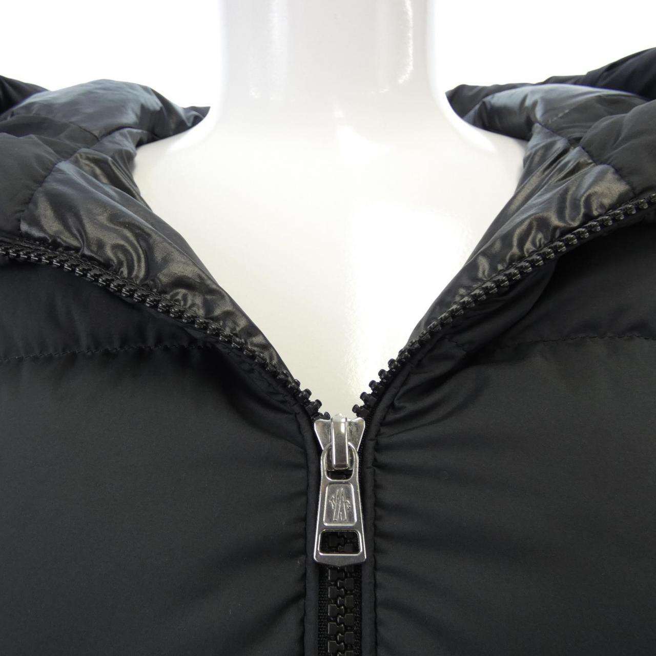 モンクレール MONCLER ダウンベスト