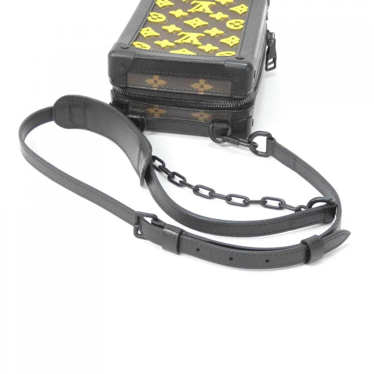 ルイヴィトン モノグラム タフタージュ ヴァーティカル ソフトトランク M45079 ショルダーバッグ