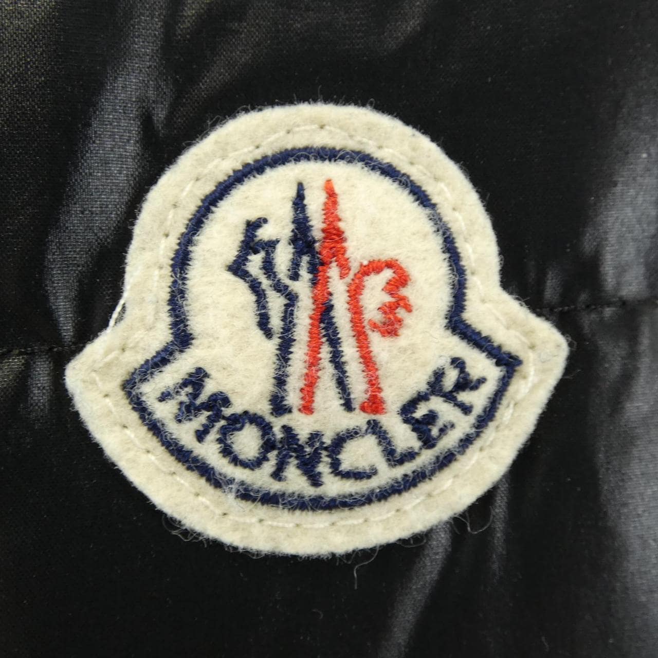 モンクレール MONCLER LANOUX ダウンベスト