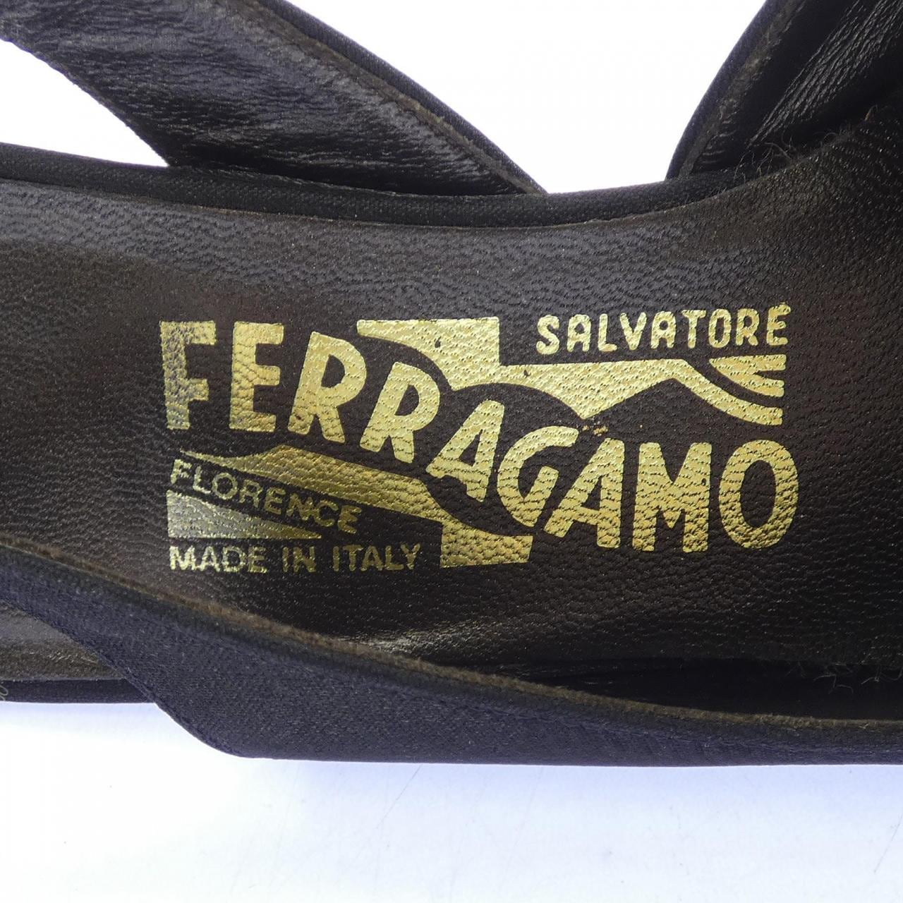 サルヴァトーレフェラガモ SALVATORE FERRAGAMO 56910 サンダル