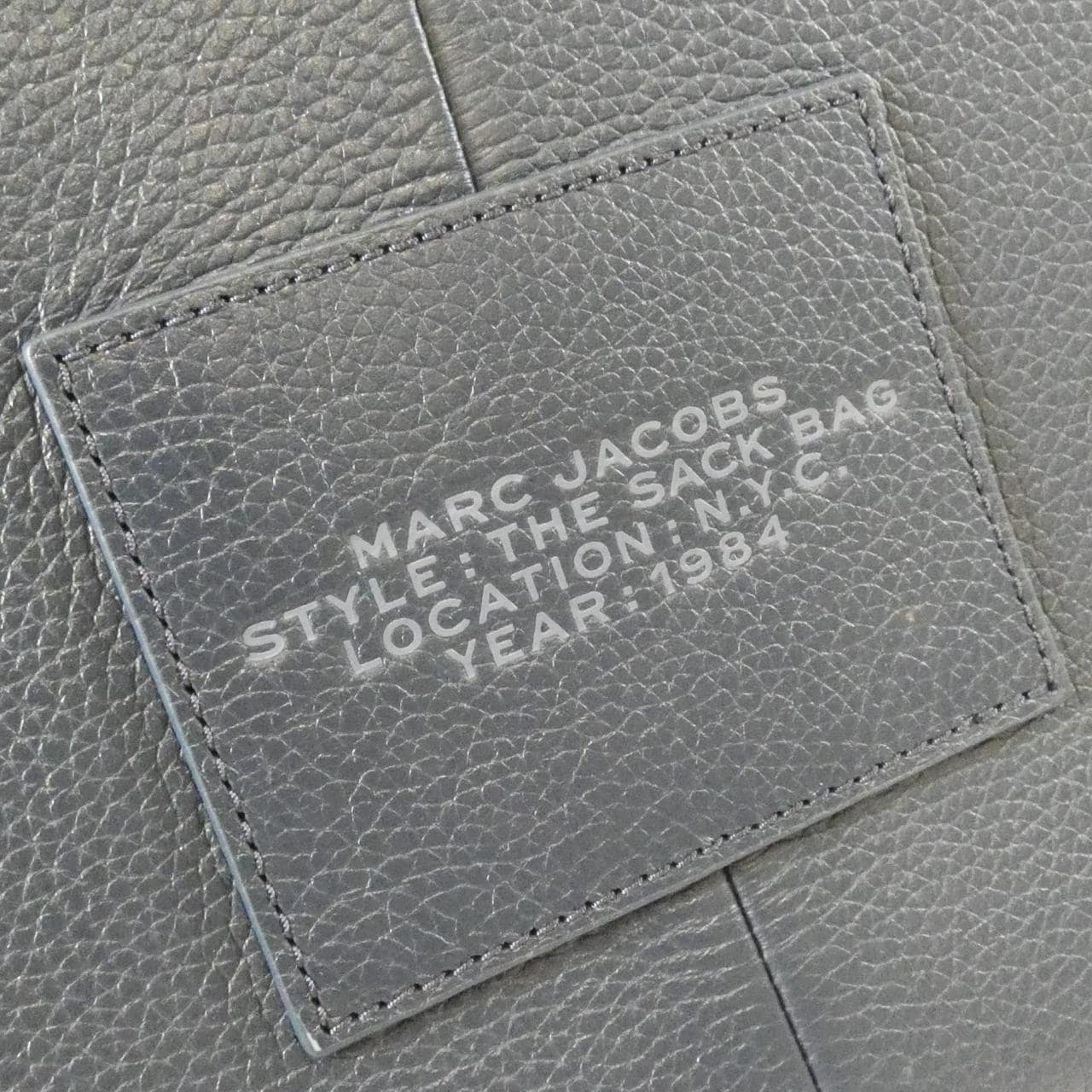 マークジェイコブス THE LEATHER SACK BAG 2R3HSH058H02 ショルダーバッグ
