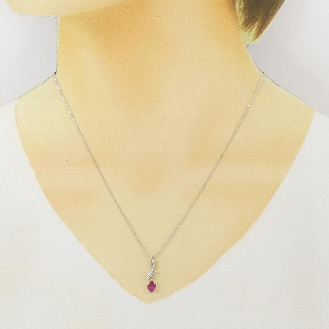 K18WG/750WG ルビー ネックレス 0.67CT