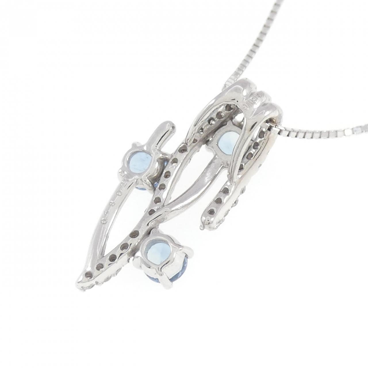 K18WG Aquamarine necklace 0.48CT