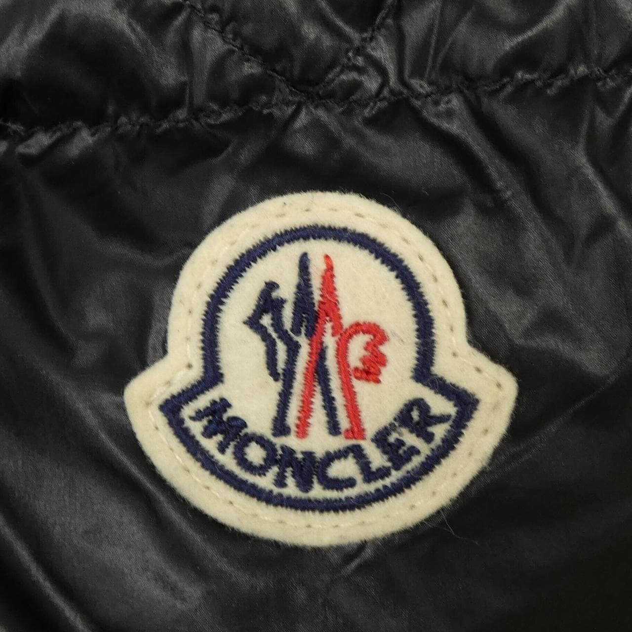 モンクレール MONCLER VAJOLET ダウンジャケット