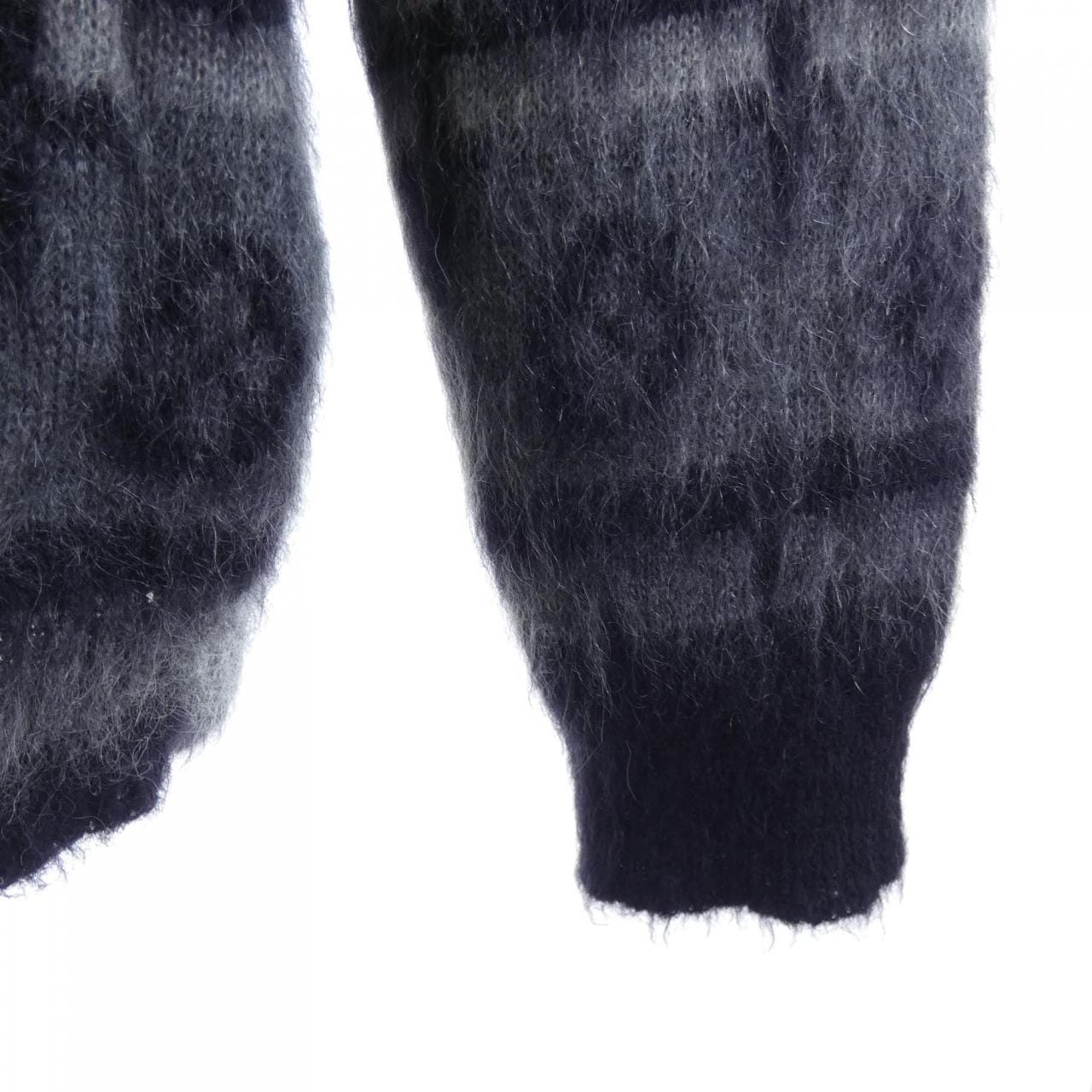 ルイヴィトン LOUIS VUITTON HQN46WNE5 カーディガン