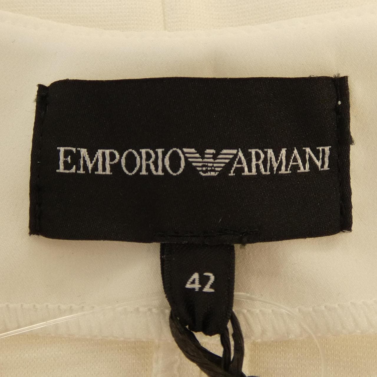 エンポリオアルマーニ EMPORIO ARMANI トップス
