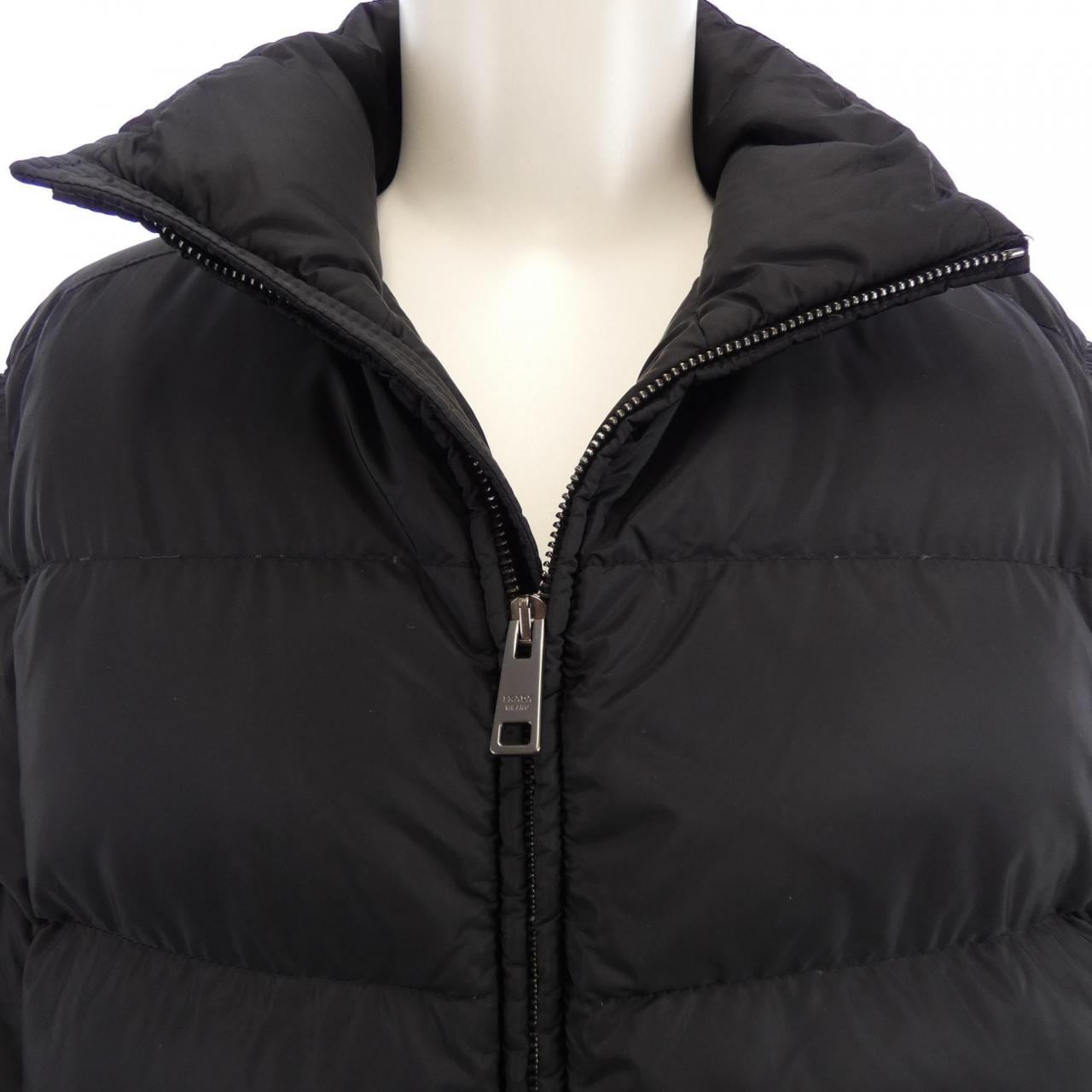 プラダ PRADA トライアングルロゴ SGY091 R132 Q04 ダウンジャケット