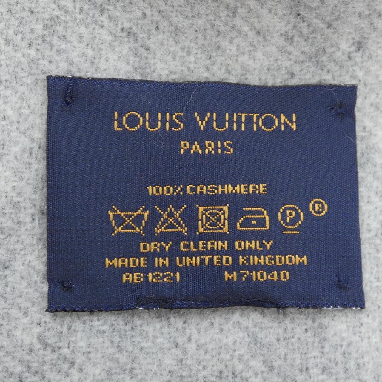 LOUIS VUITTON VUITTON MUFFLER