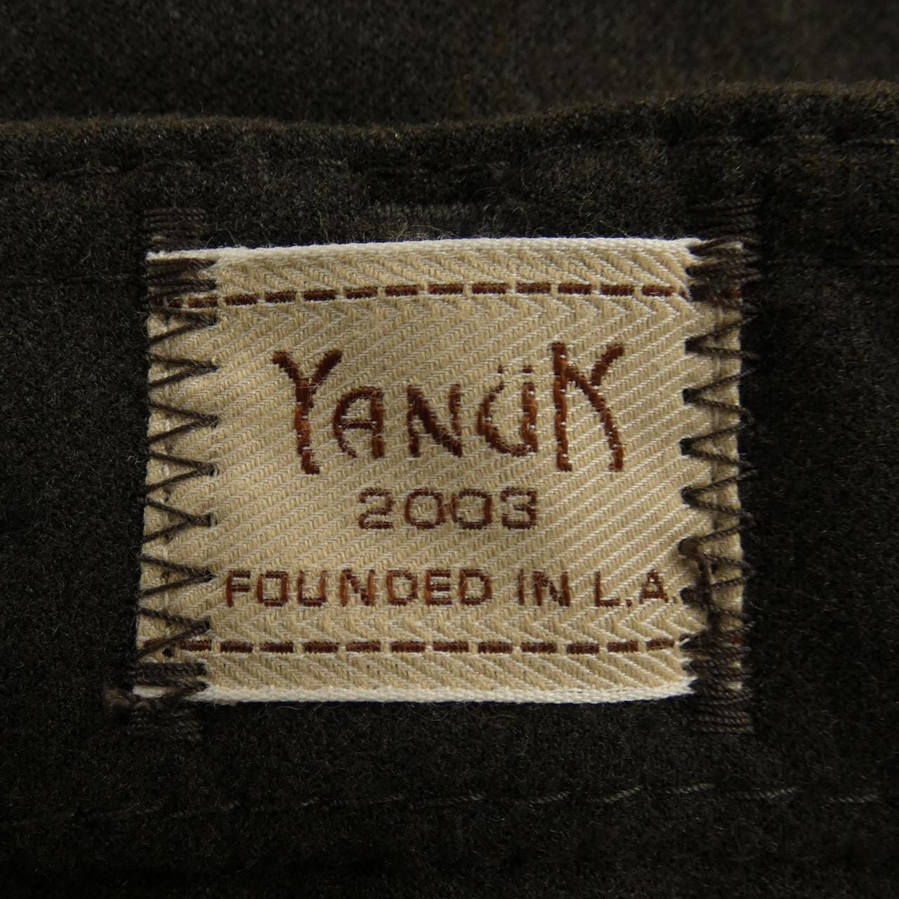 ヤヌーク YANUK パンツ