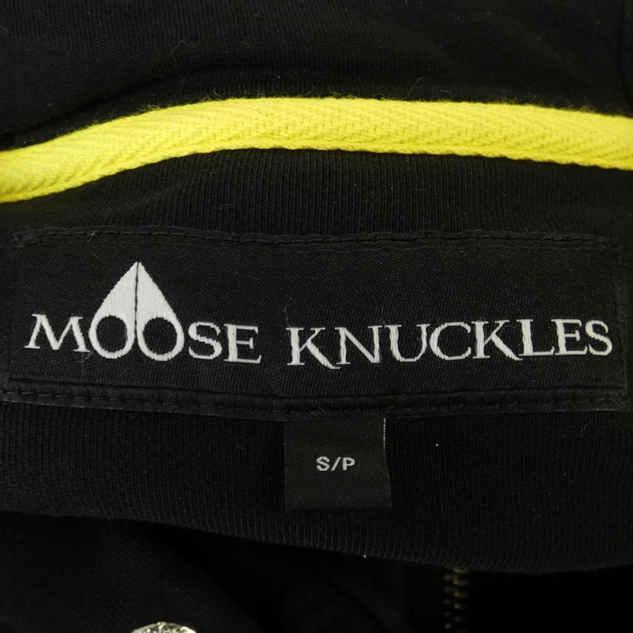 ムースナックルズ MOOSE KNUCKLES パーカー