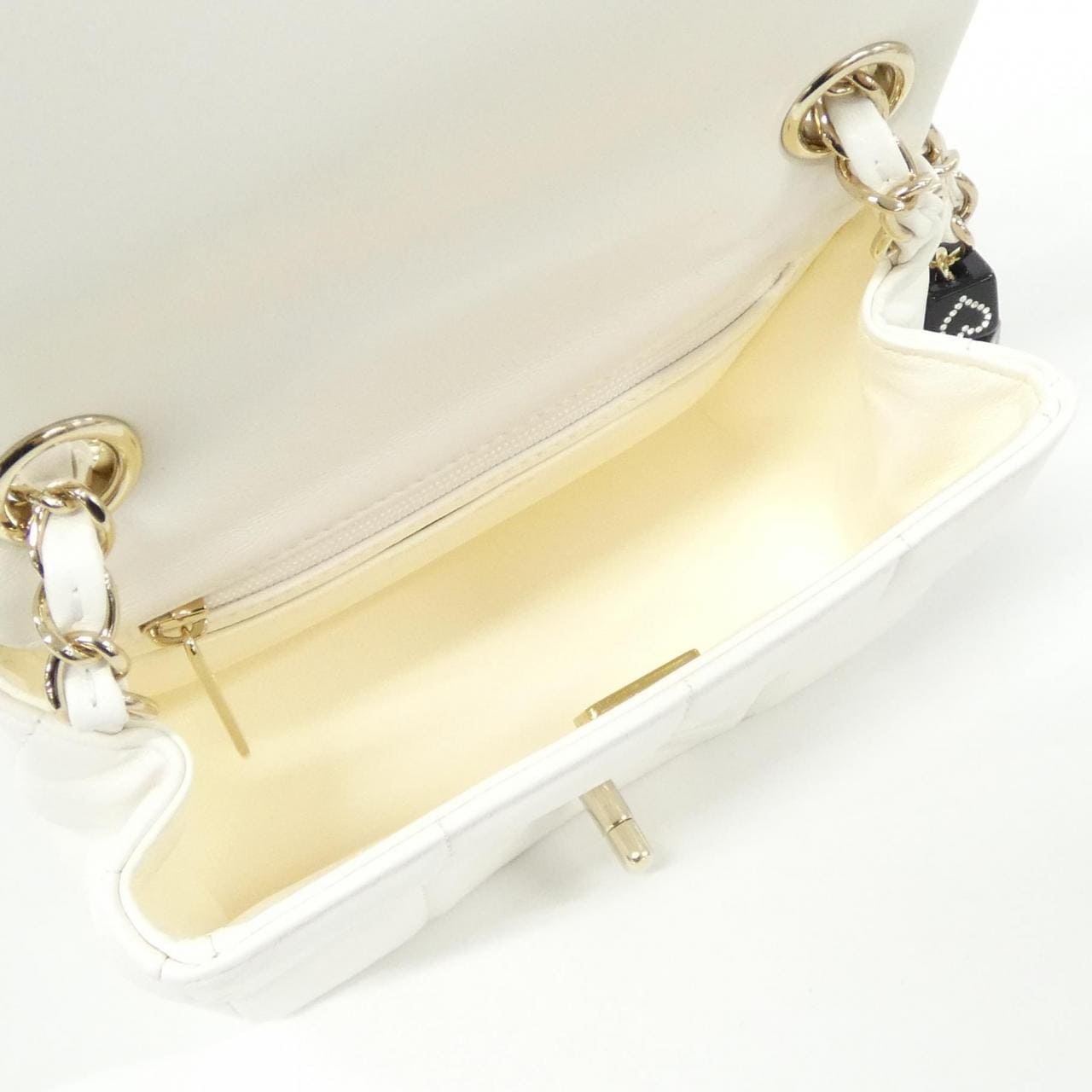 シャネル AS3744 ショルダーバッグ