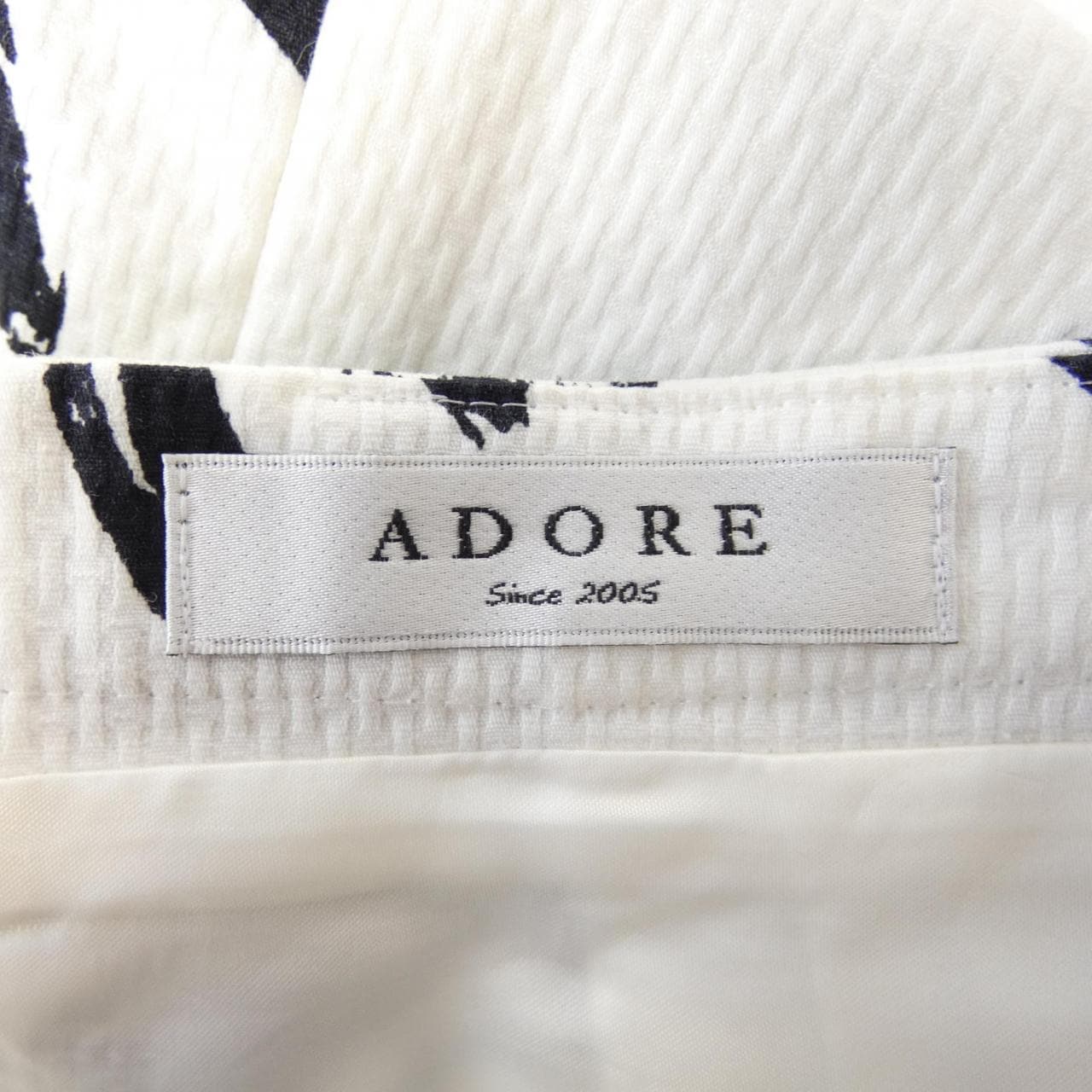 アドーア ADORE スカート