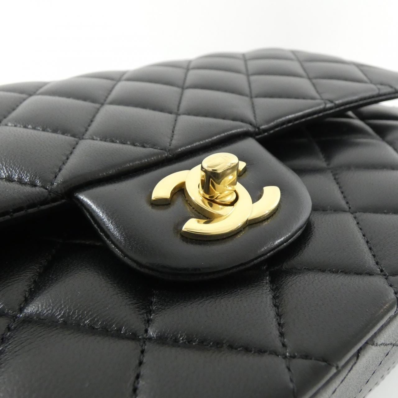 シャネル 1112 ショルダーバッグ