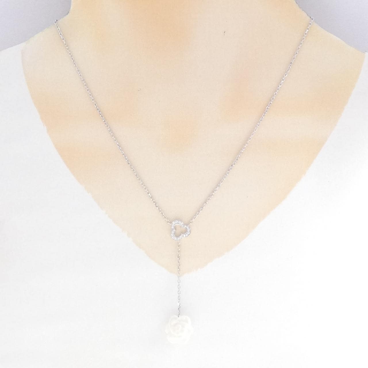 シャネル カメリア ネックレス