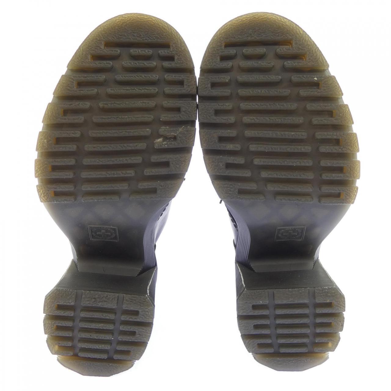 ドクターマーチン DR.MARTENS AW006 ブーツ
