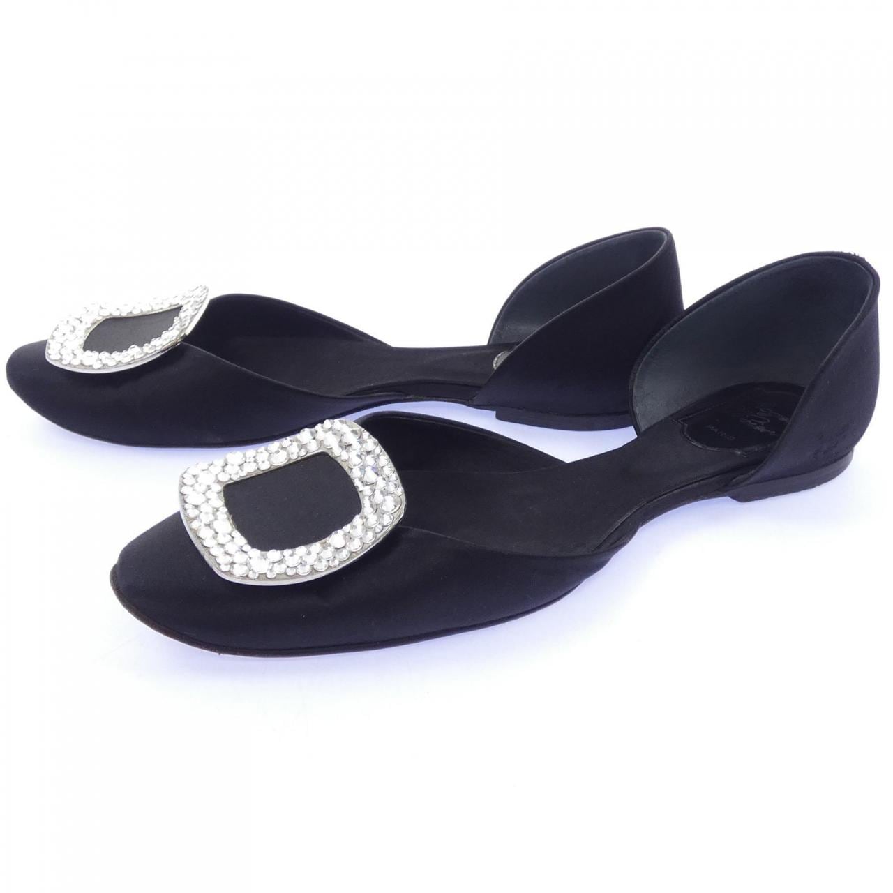 ロジェヴィヴィエ ROGER VIVIER パンプス