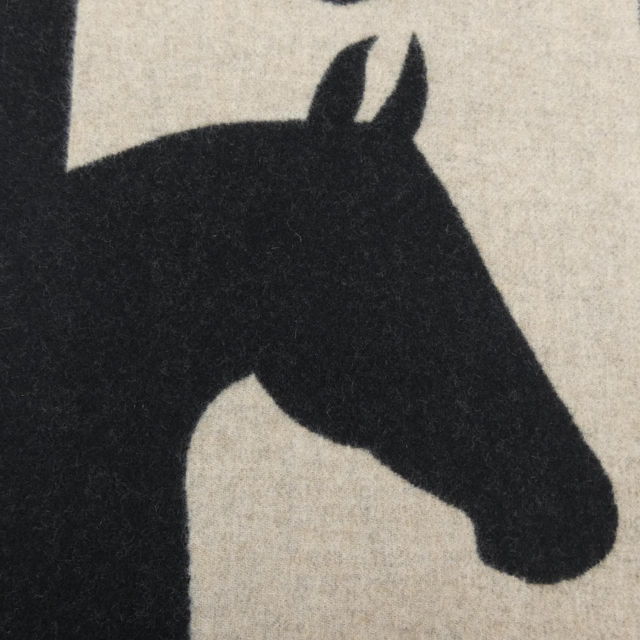 エルメス HERMES LOVE STORY H254043S ラブストーリー MUFFLER