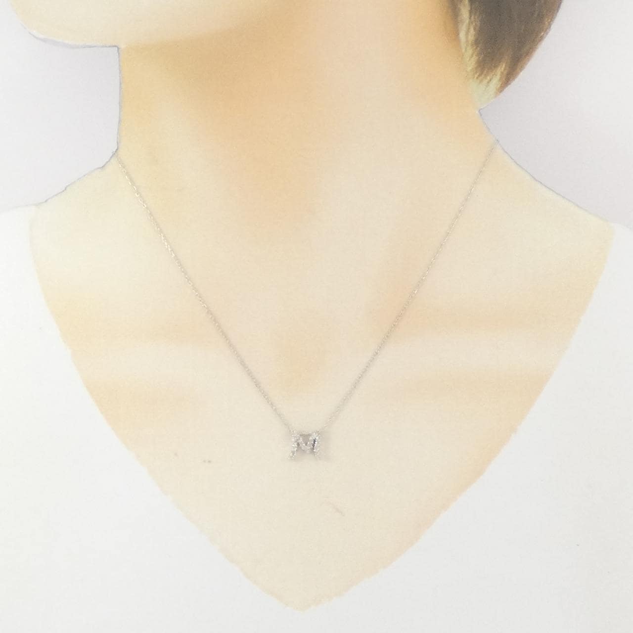 K18WG イニシャルM ダイヤモンド ネックレス 0.19CT