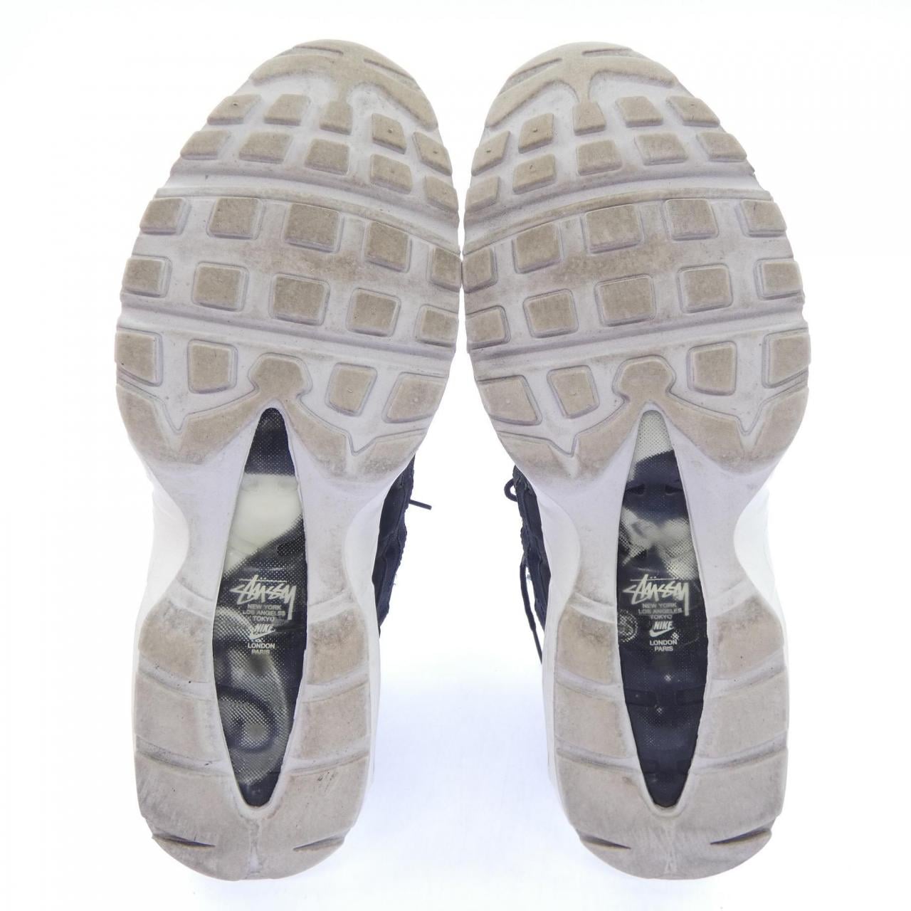 ナイキ NIKE 834668-001 スニーカー
