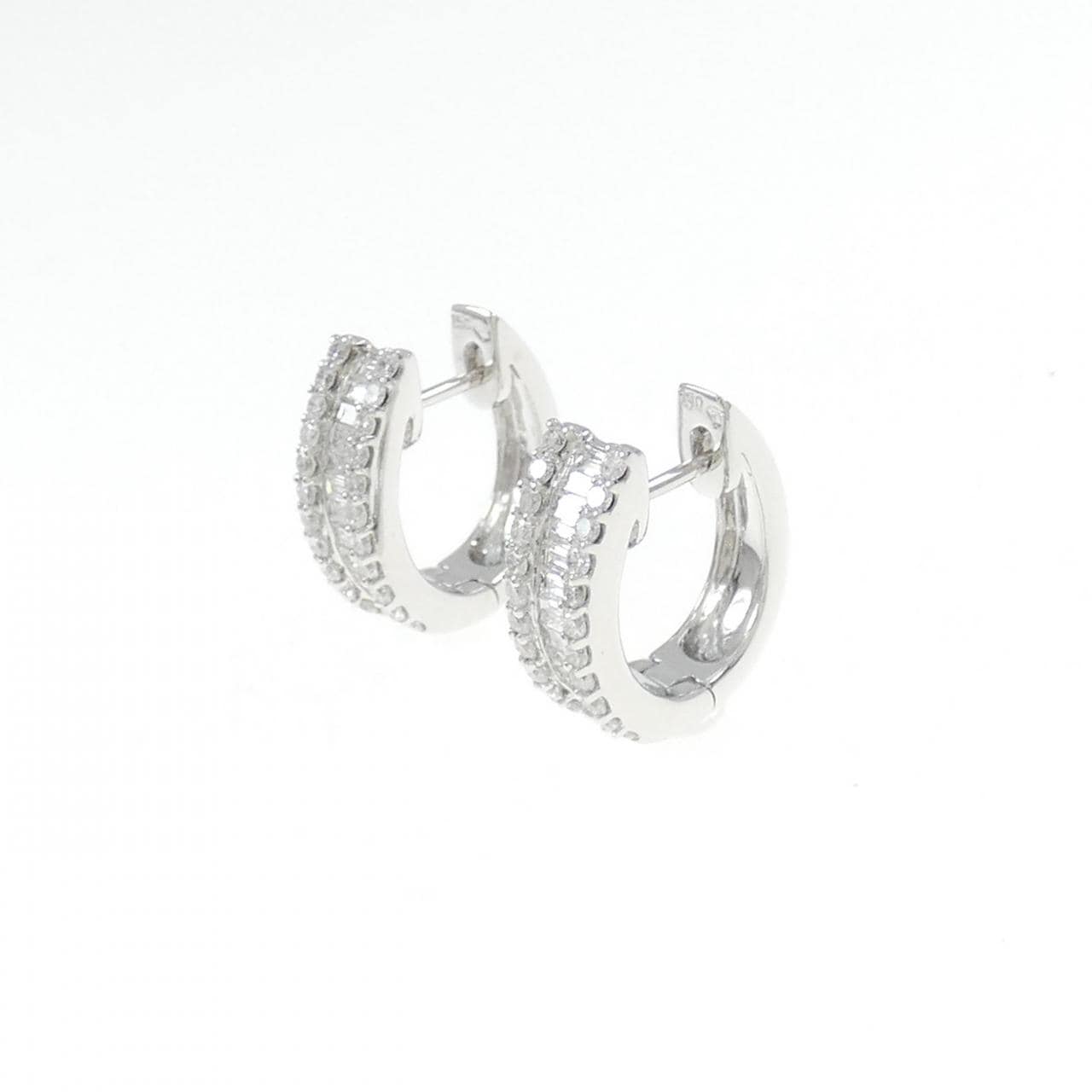 750WG鑽石耳環