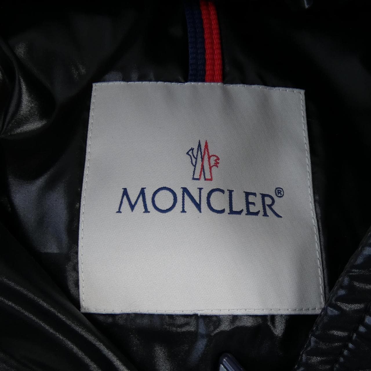 MONCLER蒙克勒羽绒服