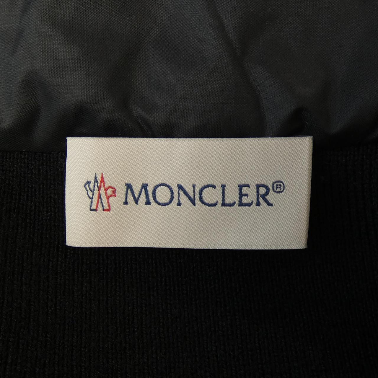 モンクレール MONCLER ダウンジャケット