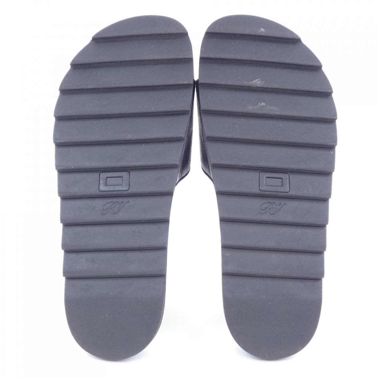 ロジェヴィヴィエ ROGER VIVIER サンダル