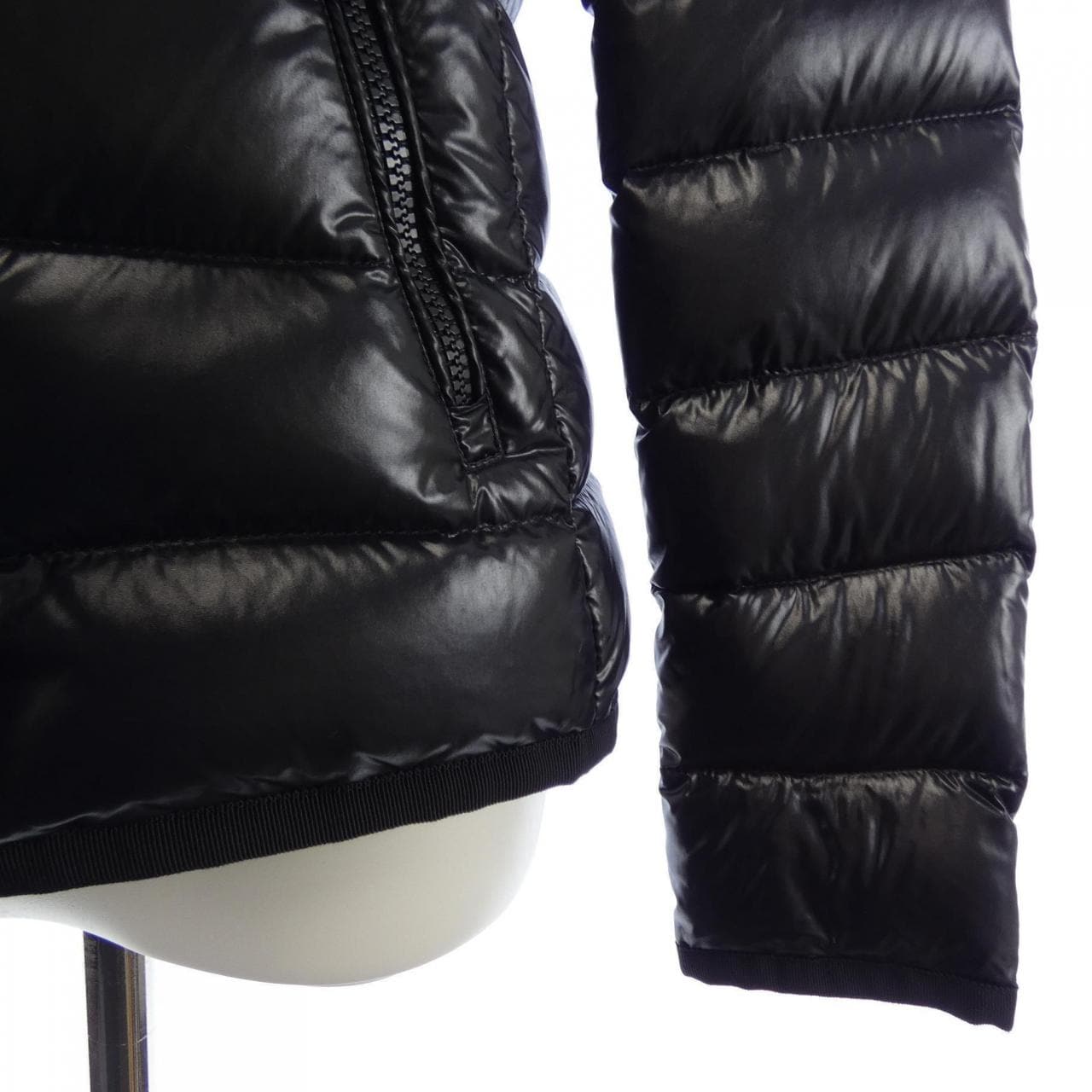 モンクレール MONCLER ARMOISE ダウンジャケット