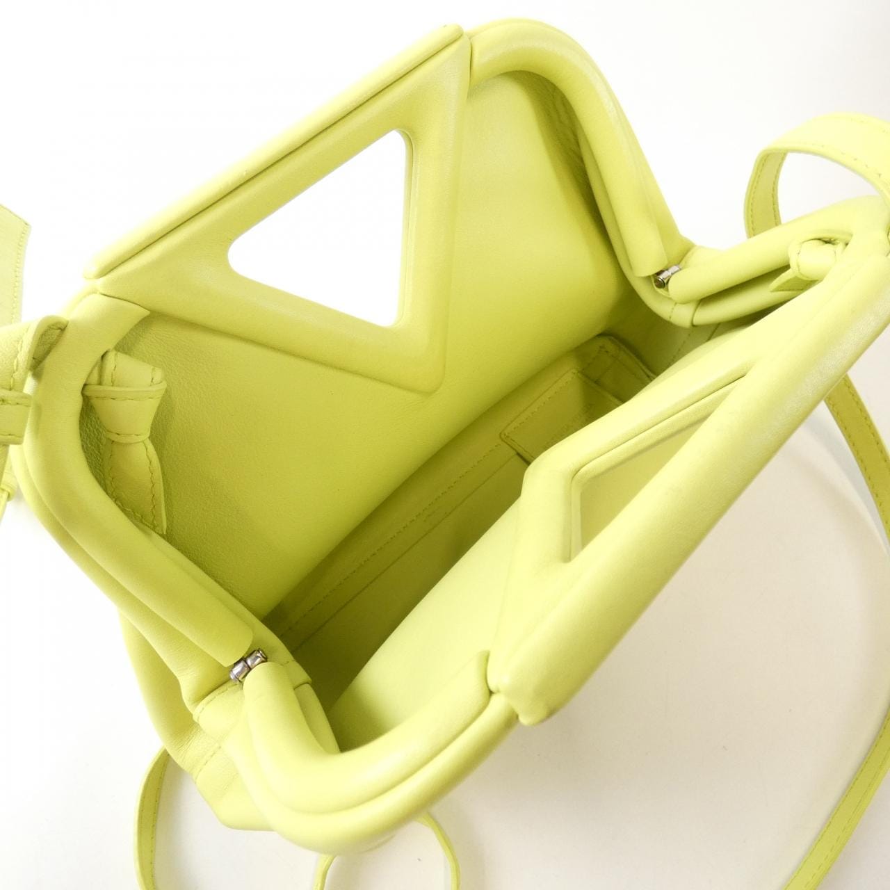 ボッテガヴェネタ 658476 VCP40 バッグ