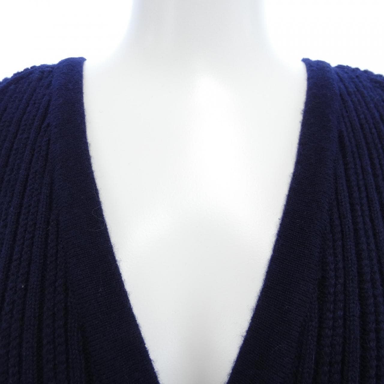 シャネル CHANEL P42912K04372 ニット