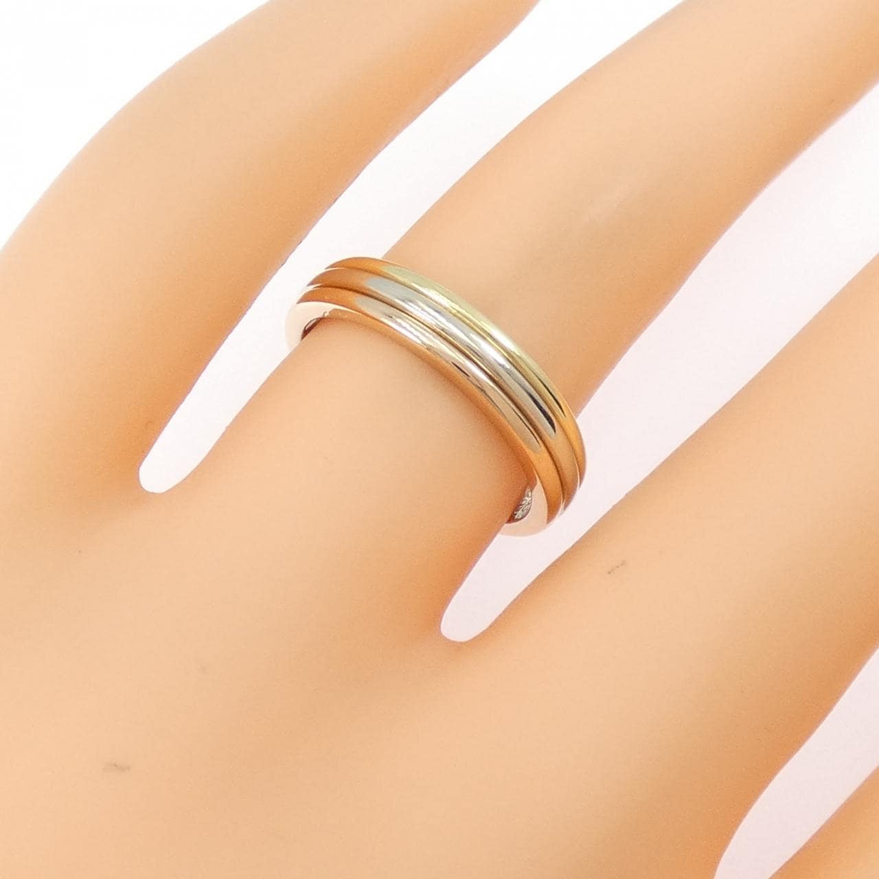 カルティエ スリーゴールドウェディング リング