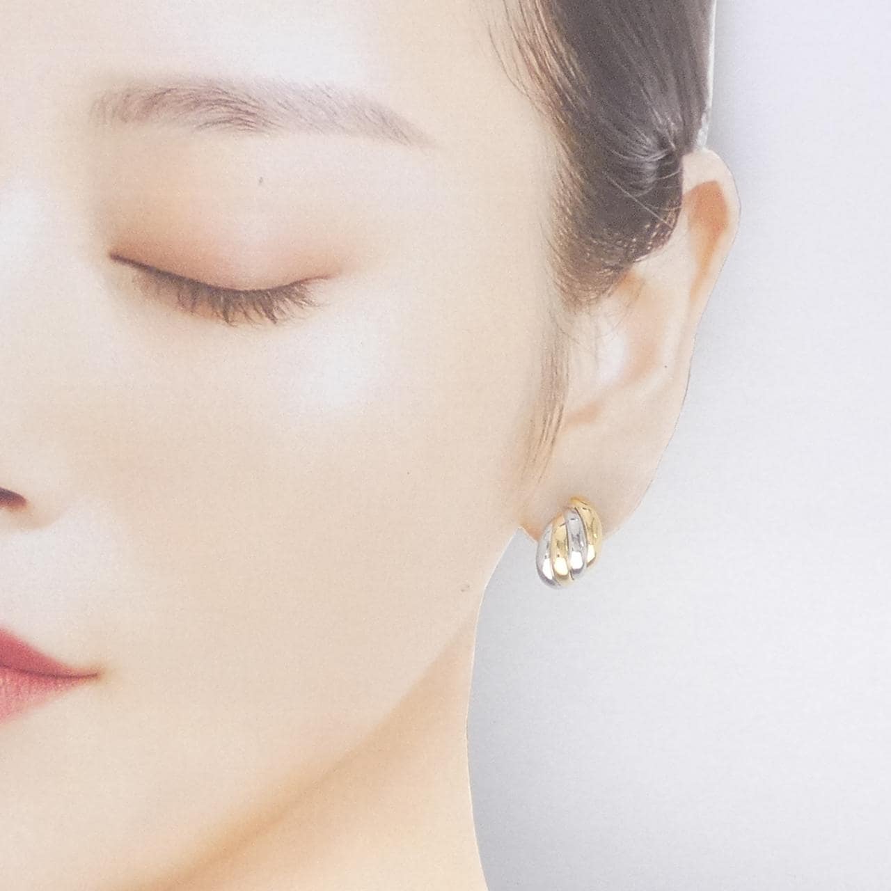 K18YG/PT900 ピアス