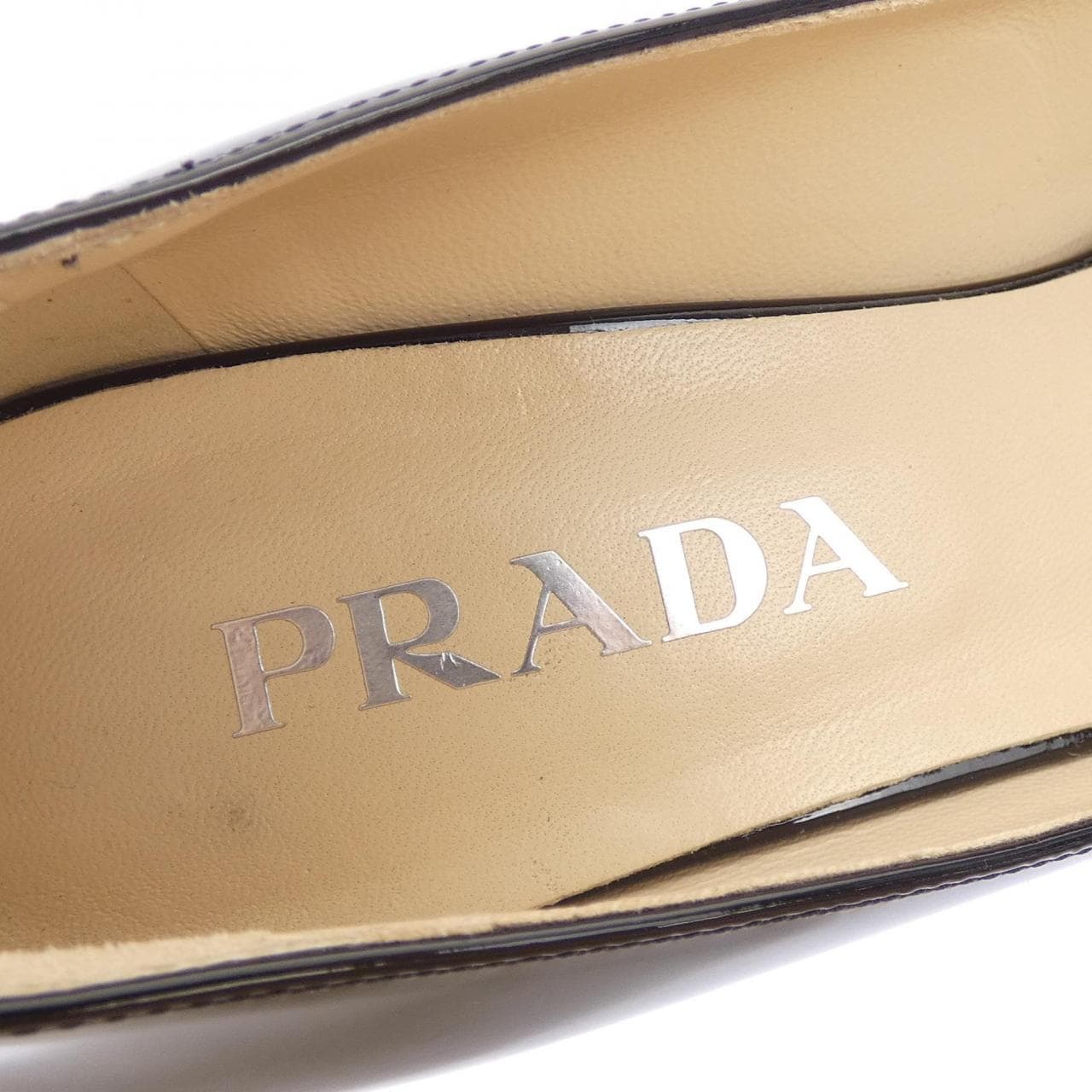 プラダ PRADA トライアングルロゴ 1I154N パンプス