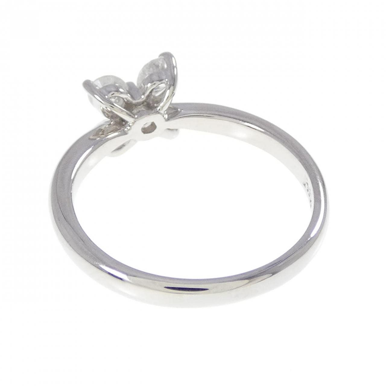 PT900 フラワー ダイヤモンド リング 0.59CT