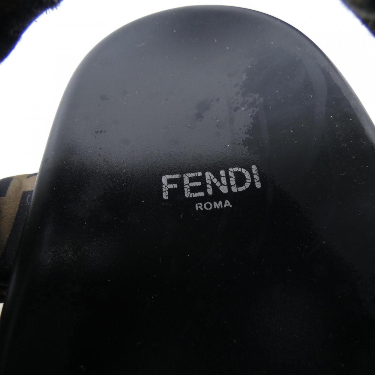 フェンディ FENDI サンダル