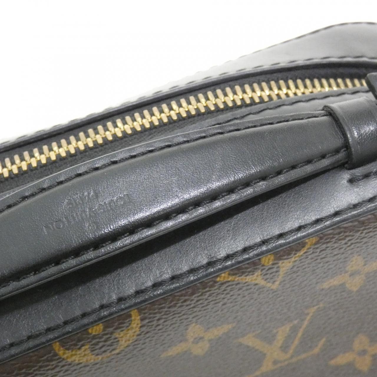 LOUIS VUITTON Monogram Saintonge M43555 单肩包